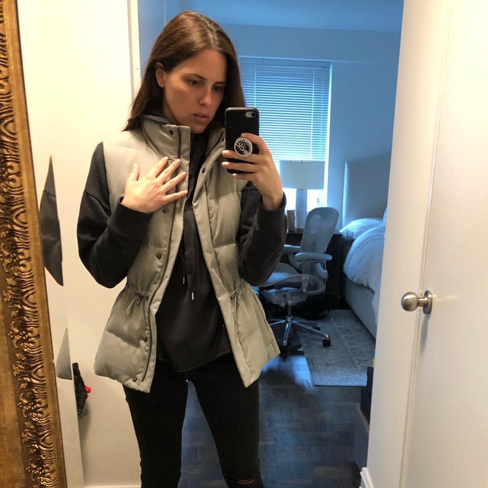 Banana Republic puffer vest